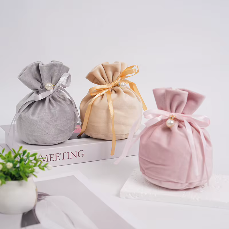 Sacs de lapin de pâques en velours