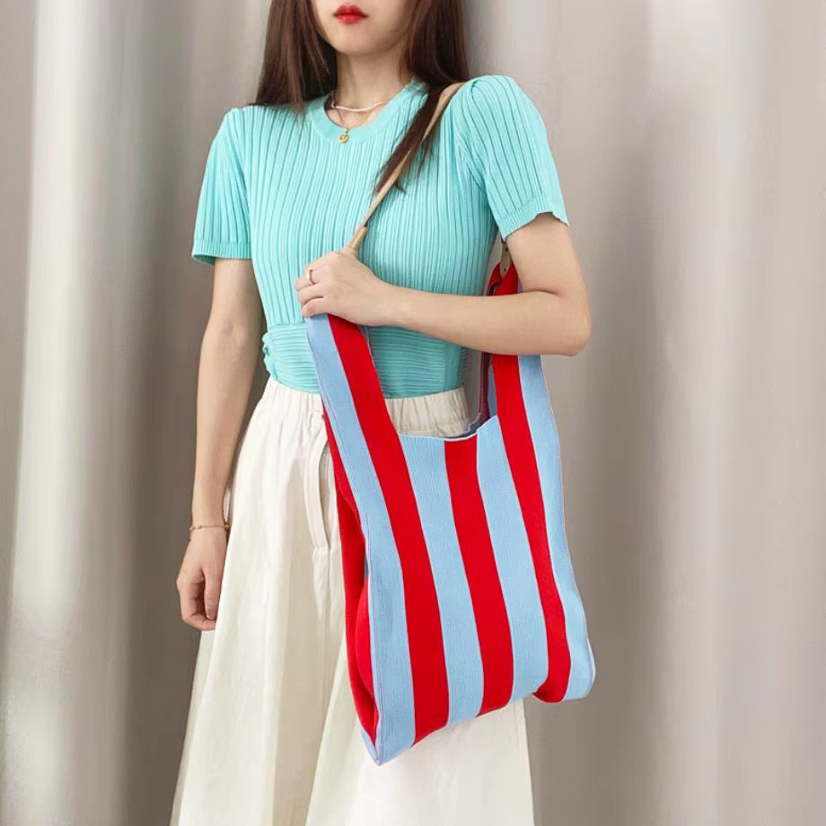 Mode coréenne gilet fourre-tout sacs doux coloré tricoté sac à main contraste rayure pliable