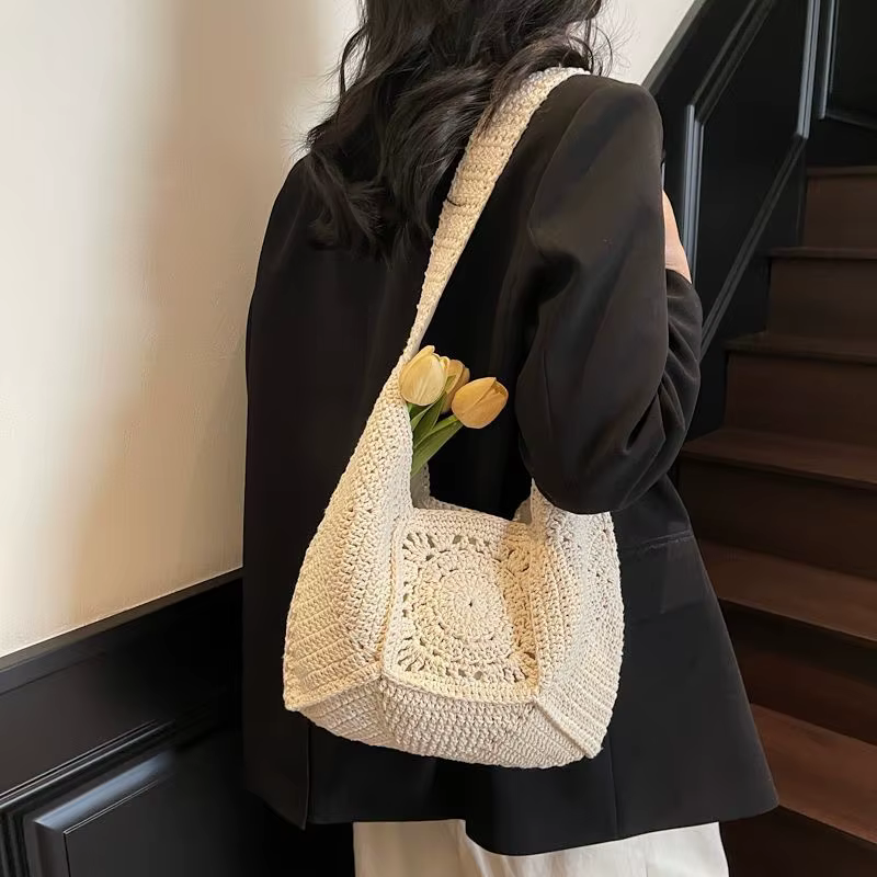 Sac fourre-tout tendance rétro en coton tricoté à la main