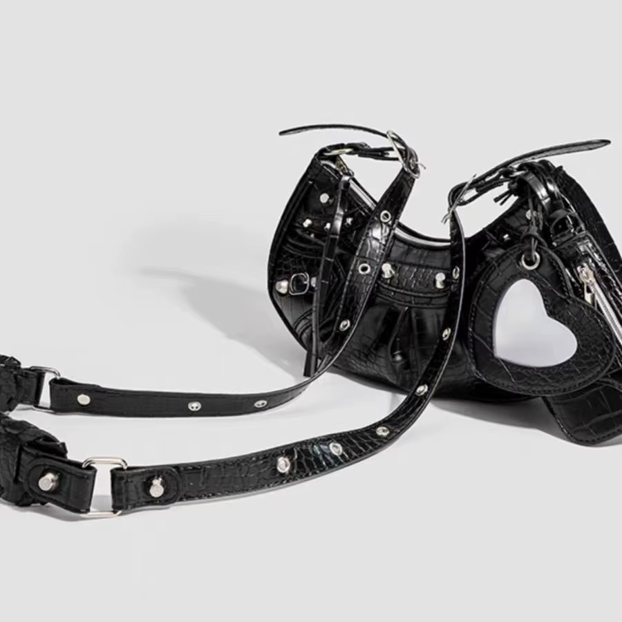 Sac de moto plissé à franges et rivets style punk 2025