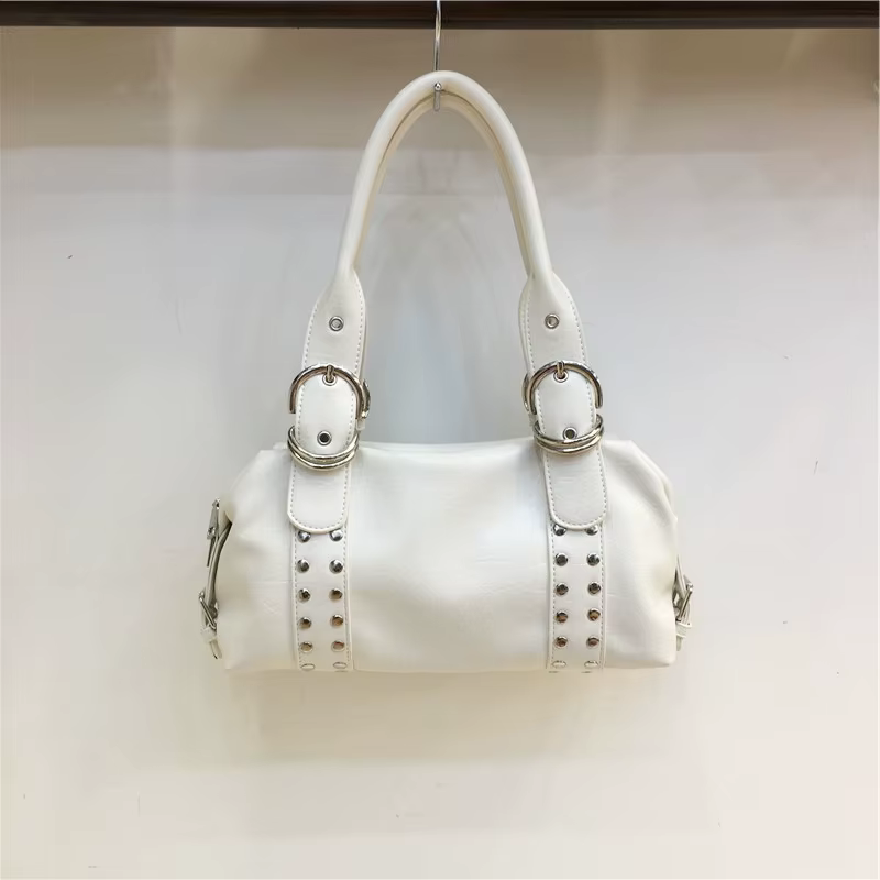 2025 marque Design Vintage Rivet Larfe capacité en cuir oreiller sacs à main mode élégant voyage aisselle sac femmes sac fourre-tout décontracté