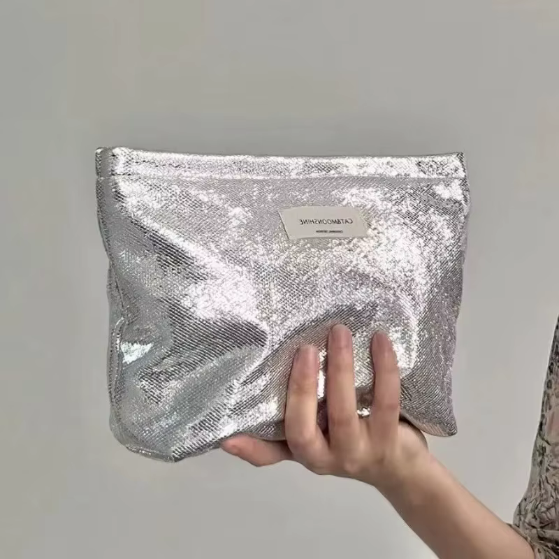 Pochette à paillettes brillantes